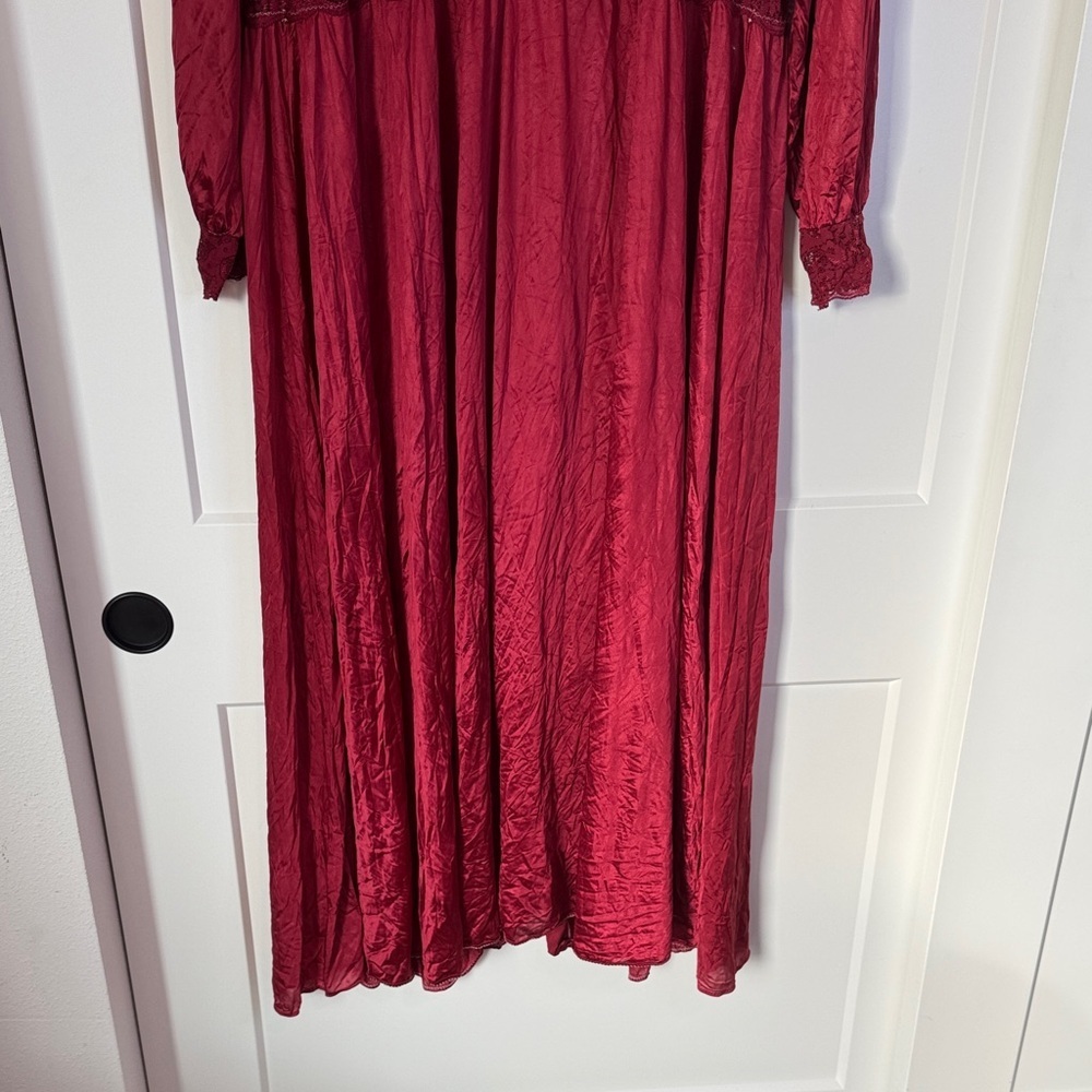 Vintage Hand Dyed Lace Robe - Picture 7 of 9